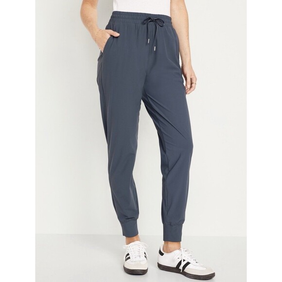 NWT Old Navy High Waisted Sleek Joggers Go Dry Gray Size Small - Picture 2 of 9